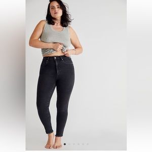 We the free raw high- rise jegging size 28